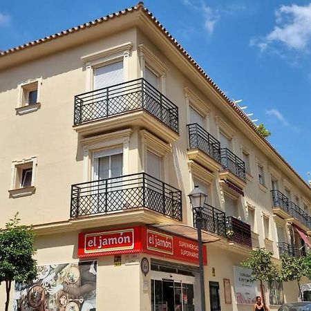 Vivienda Calle Goya 2 Фуeнхирола Екстериор снимка